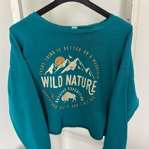 Teal Wild Nature Graphic Sweatshirt